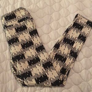 LuLaRoe Leggings! (os 2-10)